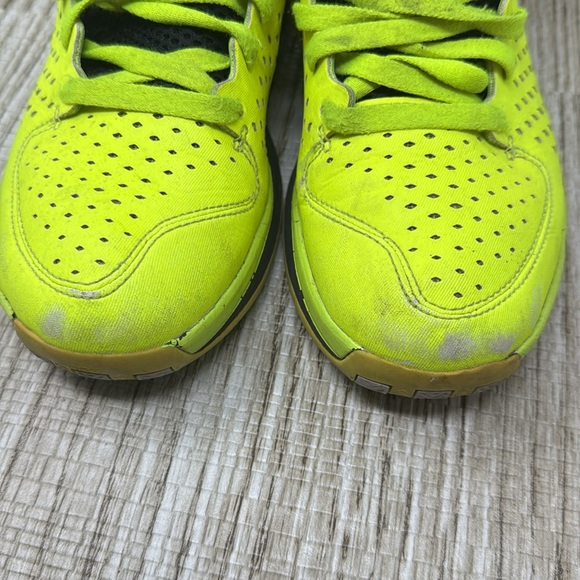 Adidas Derrick Rose Sneakers - Picture 7 of 12